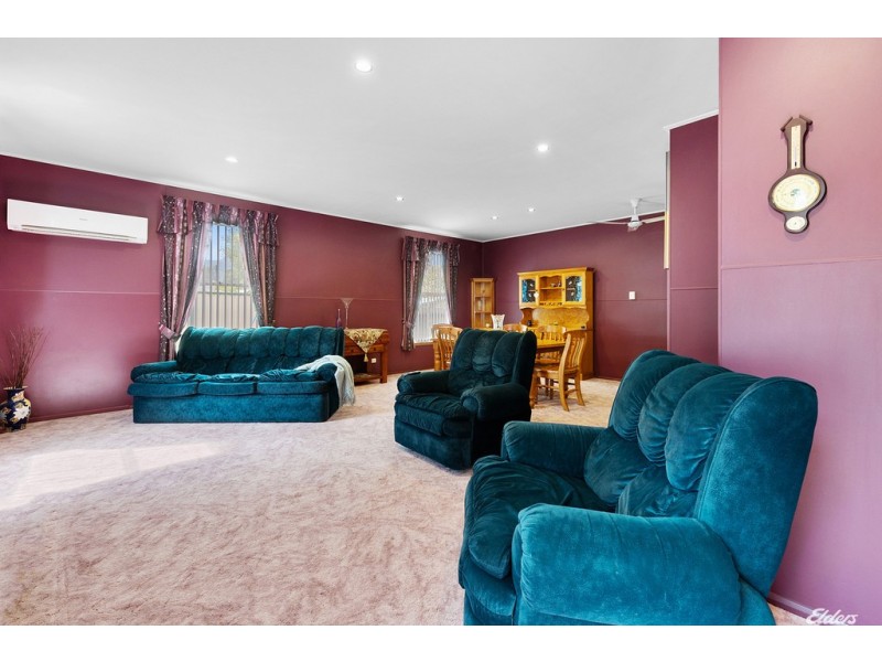 1 Huon Court, Rosebery TAS 7470