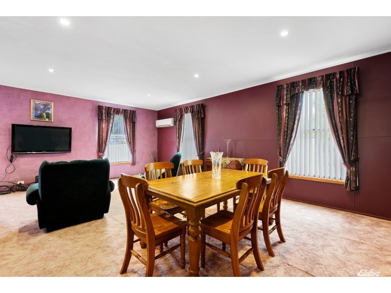 1 Huon Court, Rosebery TAS 7470