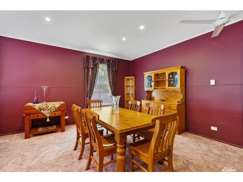 1 Huon Court, Rosebery TAS 7470