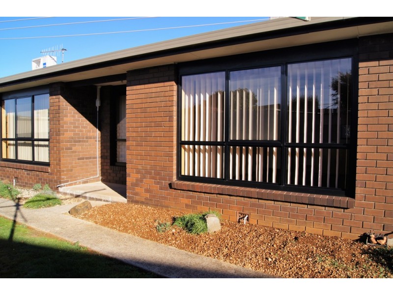 2/43 Stirling Street, Hillcrest TAS 7320