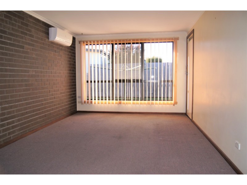 2/43 Stirling Street, Hillcrest TAS 7320