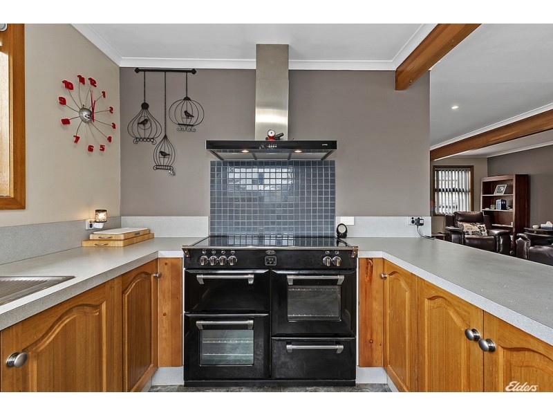 20 Hamilton Street, Upper Burnie TAS 7320