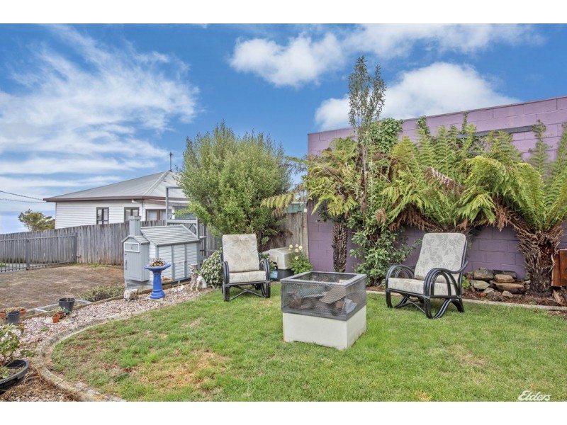 20 Hamilton Street, Upper Burnie TAS 7320