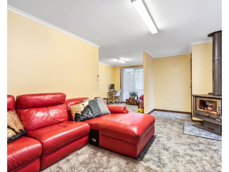 11 Austral Street, Zeehan TAS 7469