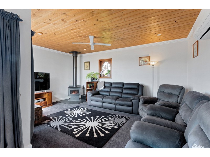 60 McPhee Street, Havenview TAS 7320