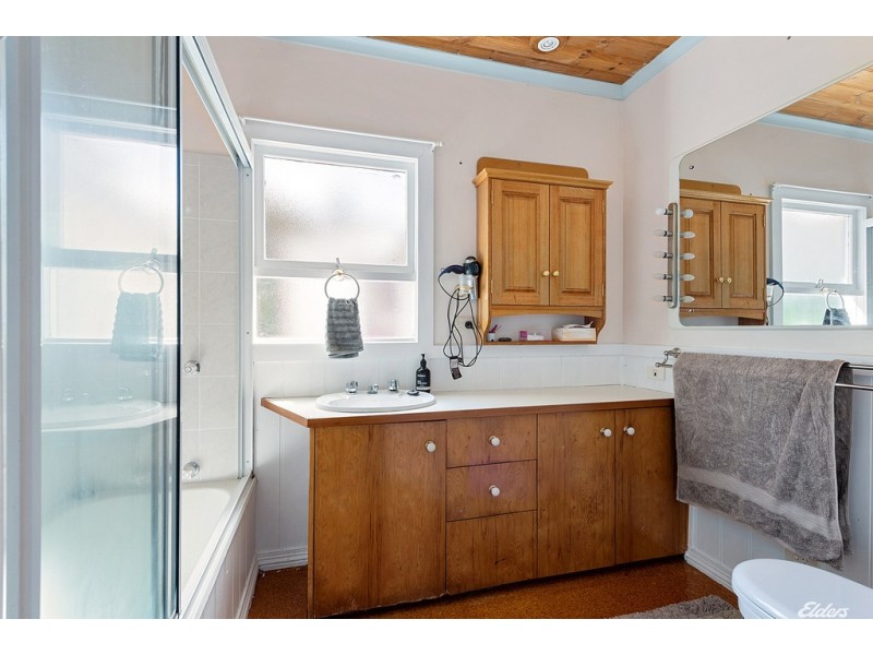 60 McPhee Street, Havenview TAS 7320