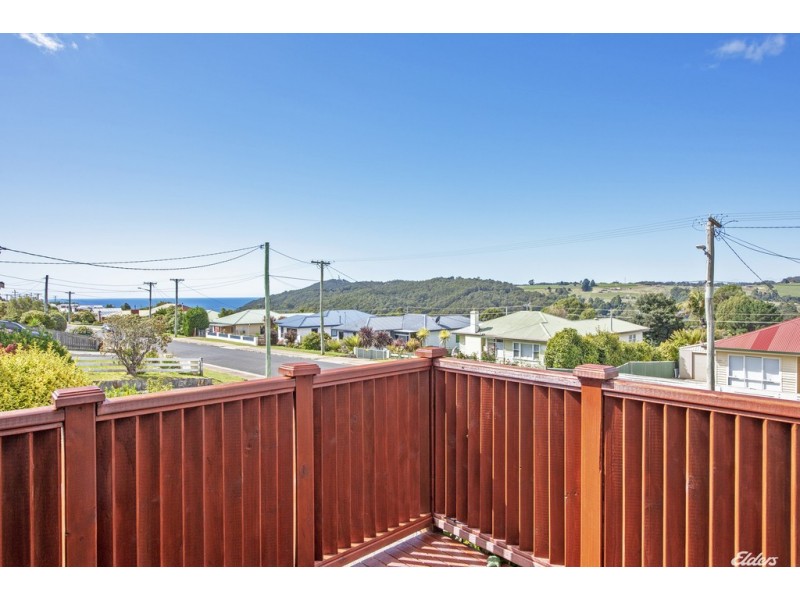 60 McPhee Street, Havenview TAS 7320