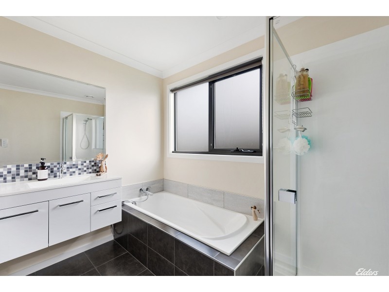 7 Ramsden Street, Somerset TAS 7322