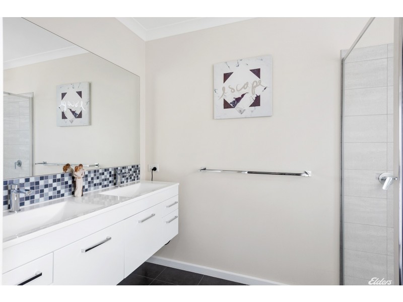 7 Ramsden Street, Somerset TAS 7322