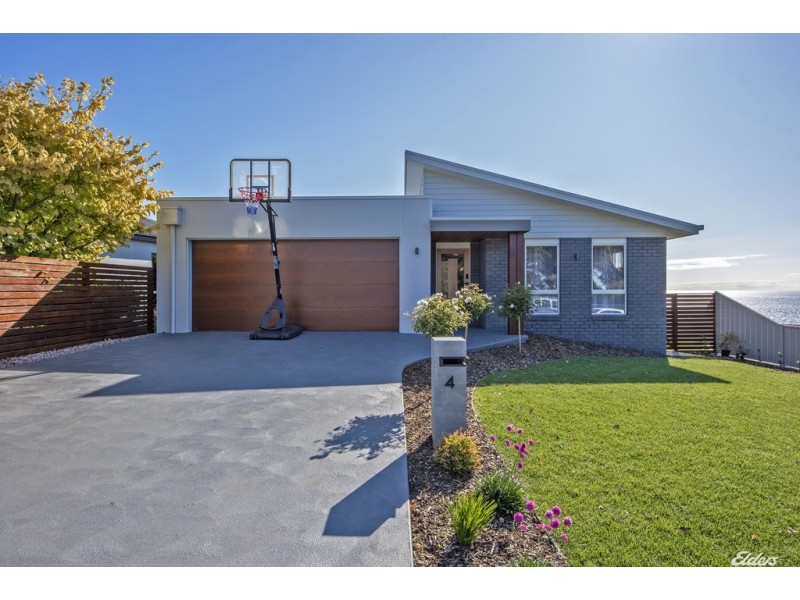4 Shepton Close, Cooee TAS 7320