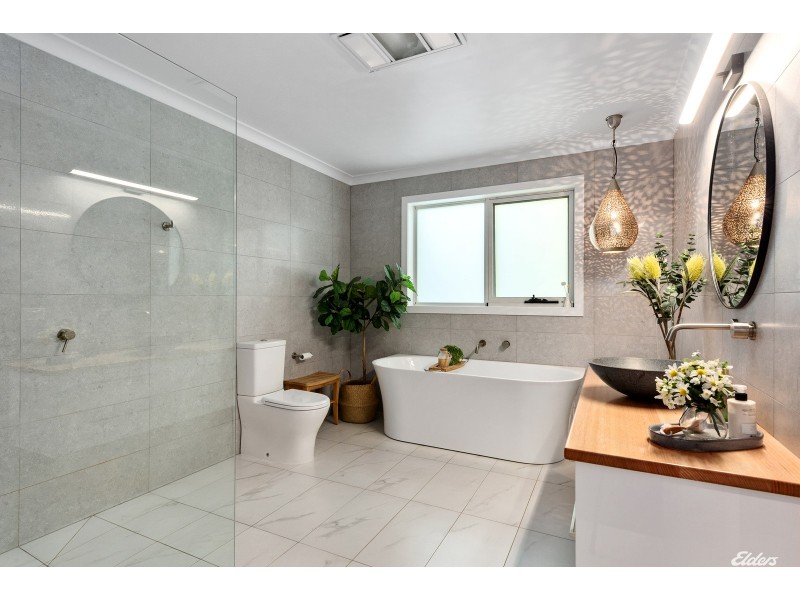 4 Shepton Close, Cooee TAS 7320