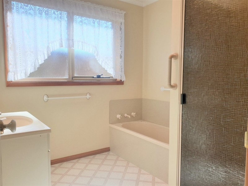 3/18 Abbott Street, Upper Burnie TAS 7320