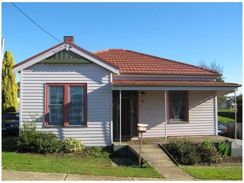 12 Johnson Street, Upper Burnie TAS 7320