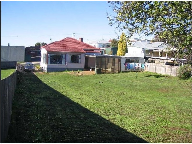 12 Johnson Street, Upper Burnie TAS 7320