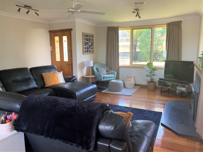 27 Woodward Avenue, Hillcrest TAS 7320
