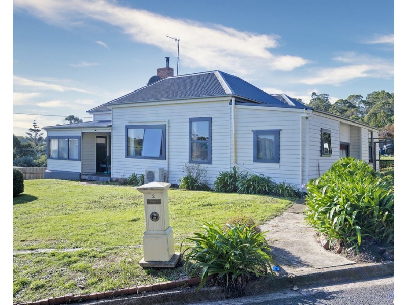 2 Ironcliffe Court, Penguin TAS 7316