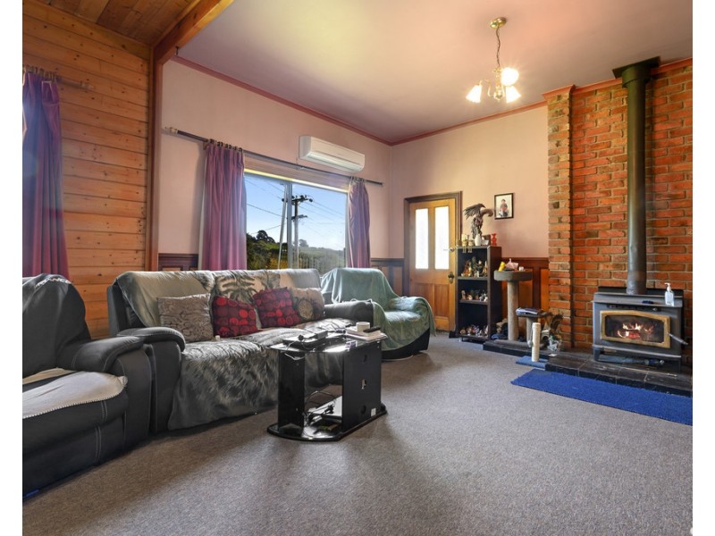 2 Ironcliffe Court, Penguin TAS 7316