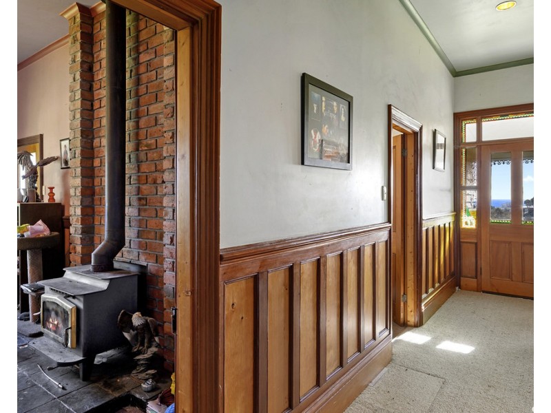 2 Ironcliffe Court, Penguin TAS 7316