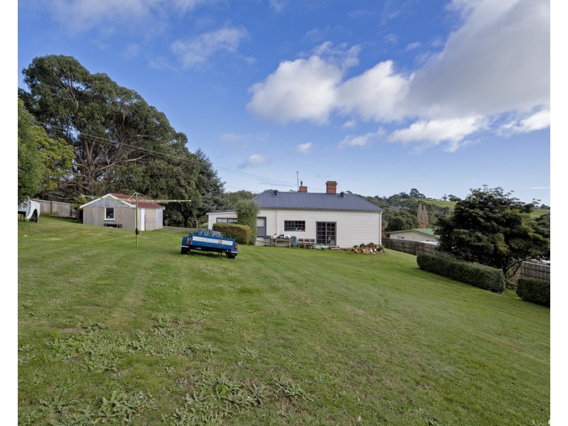 2 Ironcliffe Court, Penguin TAS 7316