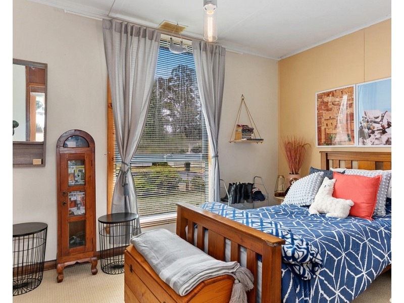 18 Wattle Place, Rosebery TAS 7470