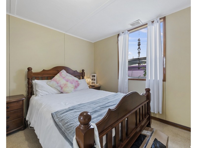 1 Laurel Drive, Rosebery TAS 7470