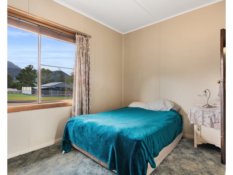 5 Evans Street, Rosebery TAS 7470