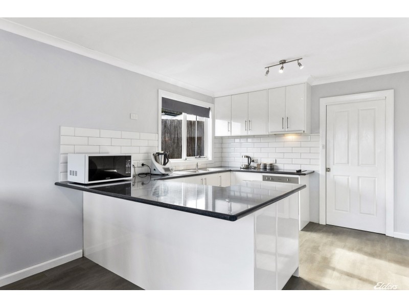 6 Old Cam Road, Somerset TAS 7322