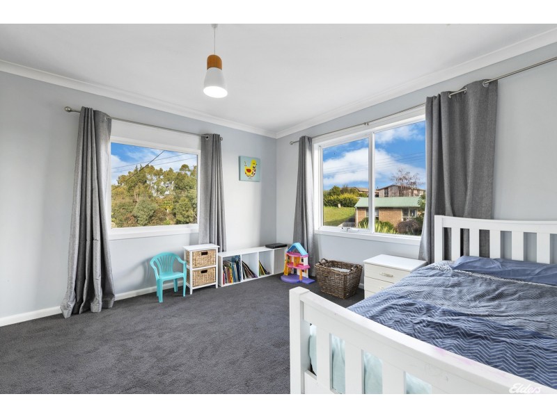 6 Old Cam Road, Somerset TAS 7322