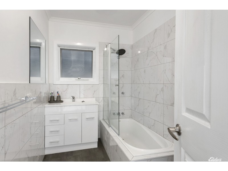 6 Old Cam Road, Somerset TAS 7322