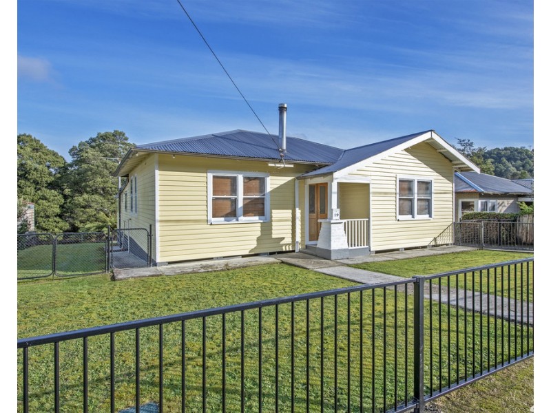 19 Hollywood Street, Rosebery TAS 7470