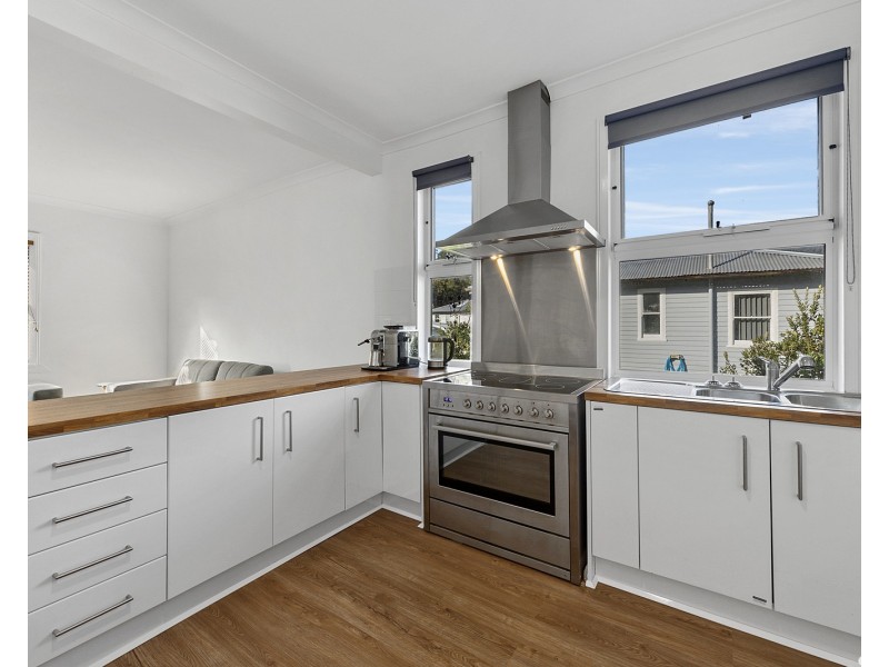 19 Hollywood Street, Rosebery TAS 7470