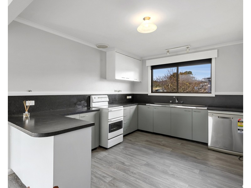 7 Comet Court, Zeehan TAS 7469