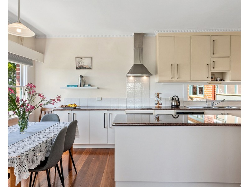 135 West Mooreville Road, East Cam TAS 7321