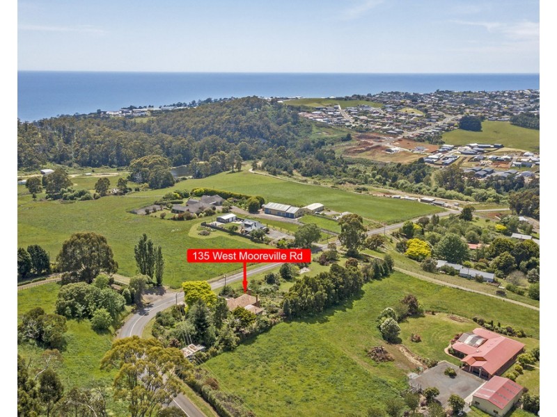 135 West Mooreville Road, East Cam TAS 7321