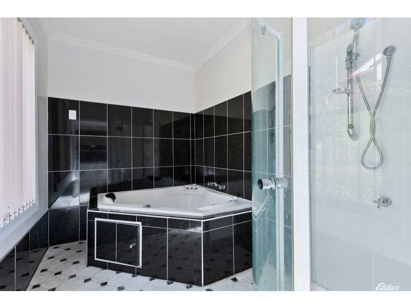 16 Knox Street, Queenstown TAS 7467