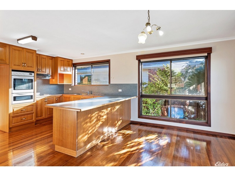 34 Beaufort Street, Somerset TAS 7322