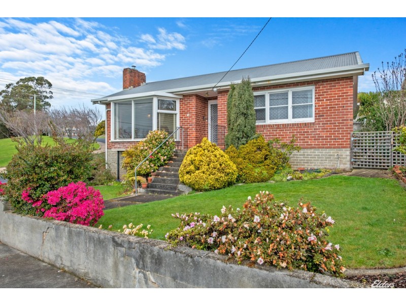 38 Malunna Crescent, Parklands TAS 7320