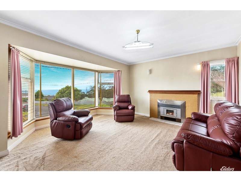 38 Malunna Crescent, Parklands TAS 7320