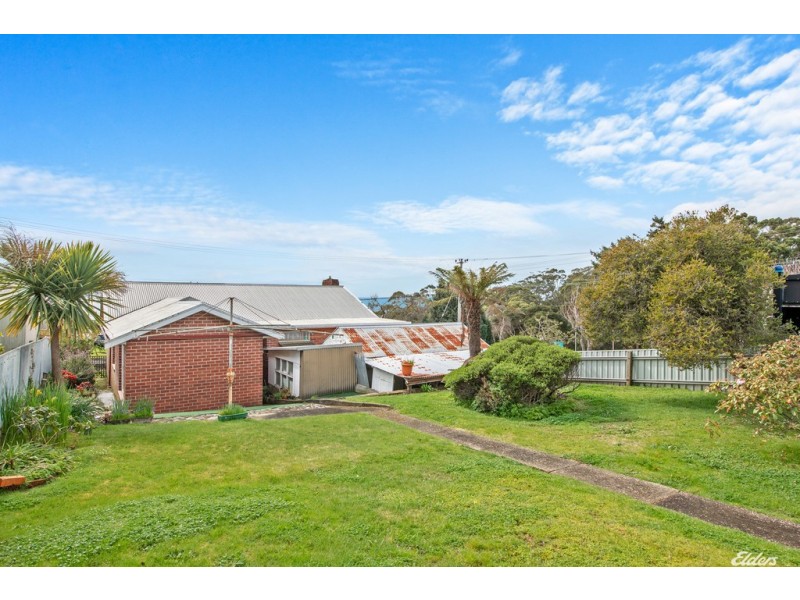 38 Malunna Crescent, Parklands TAS 7320