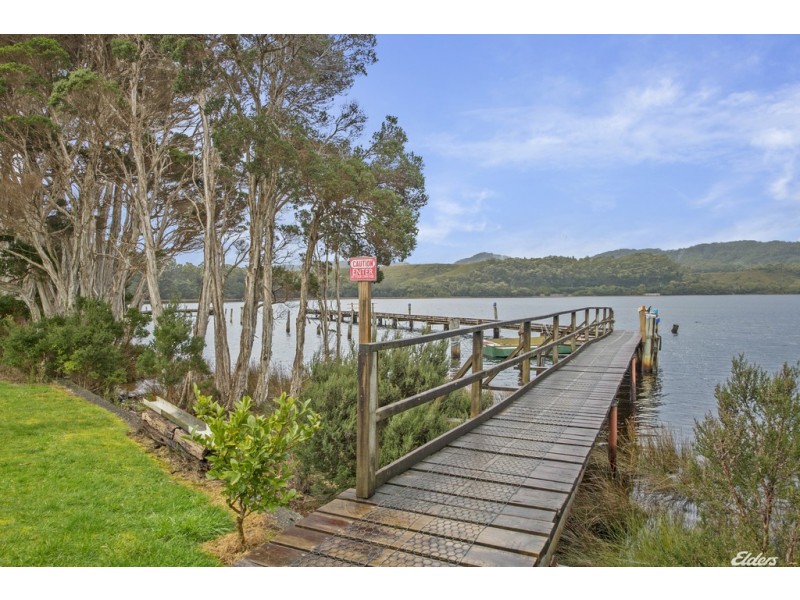 81 Lettes Bay Road, Strahan TAS 7468