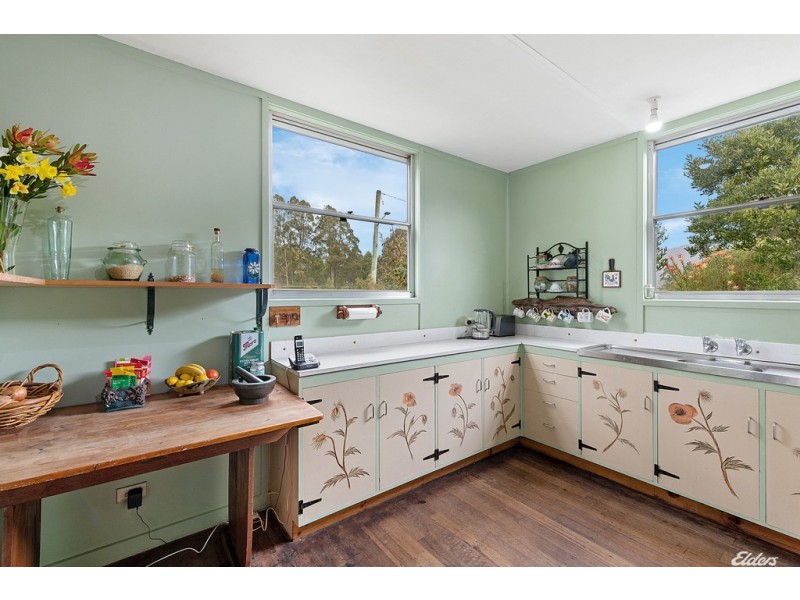5 Bluff Street, Tullah TAS 7321