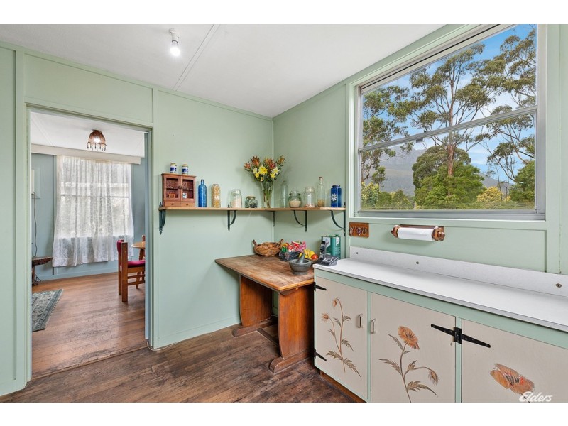5 Bluff Street, Tullah TAS 7321