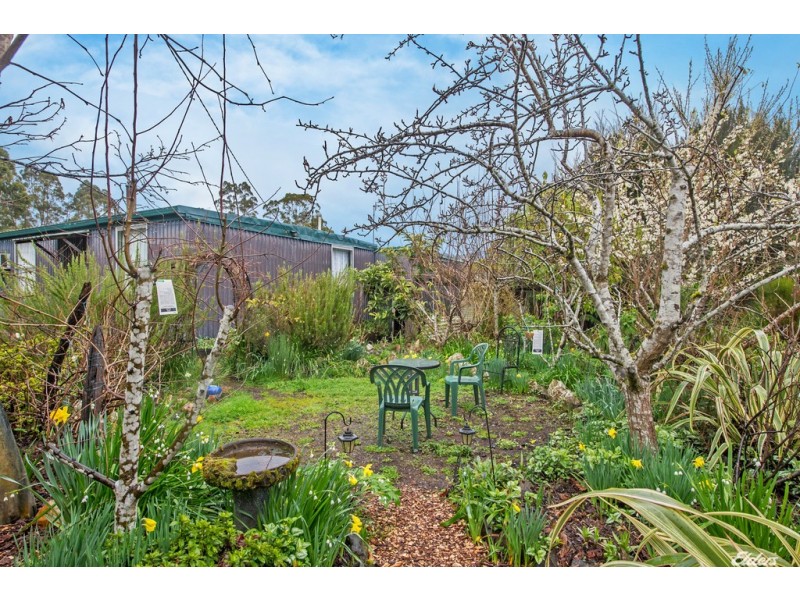 5 Bluff Street, Tullah TAS 7321