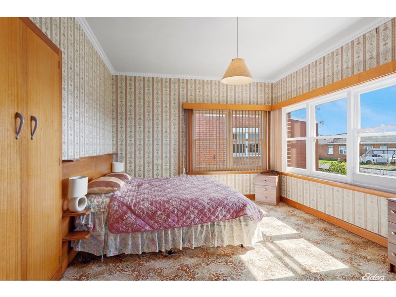 12 Speed Street, Cooee TAS 7320