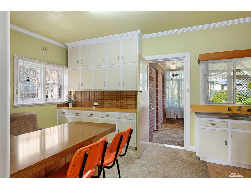 12 Speed Street, Cooee TAS 7320