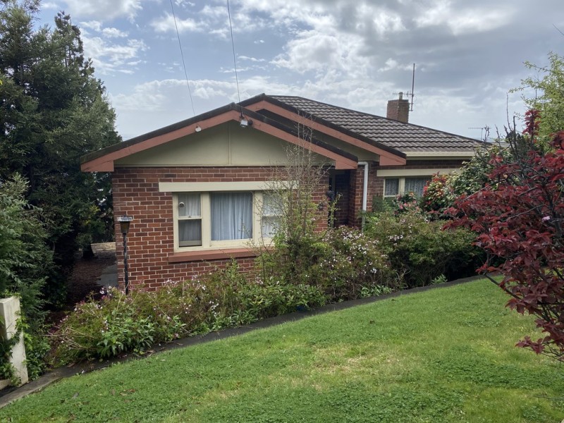 6 Bay Street, Parklands TAS 7320