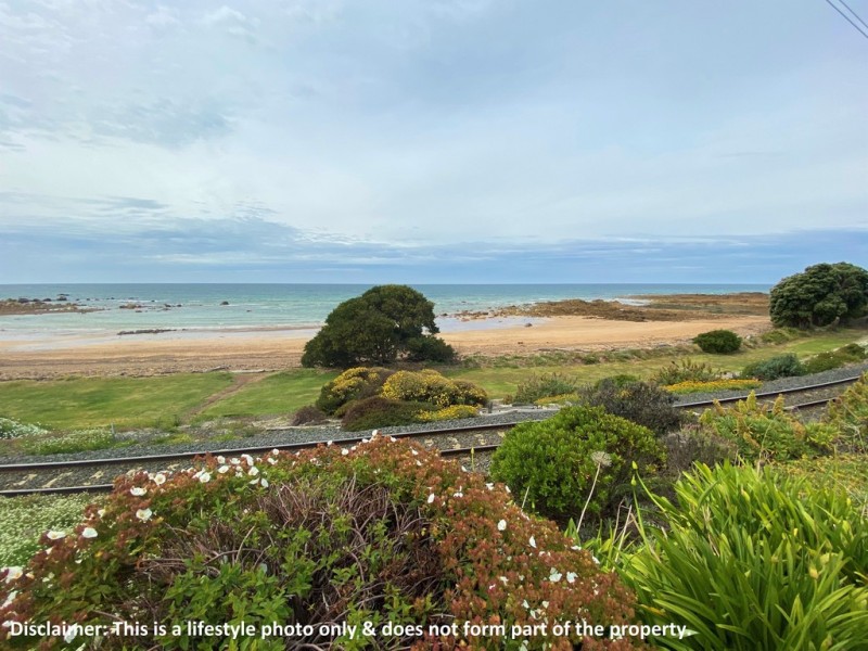 3/11 Hampson Street, Penguin TAS 7316