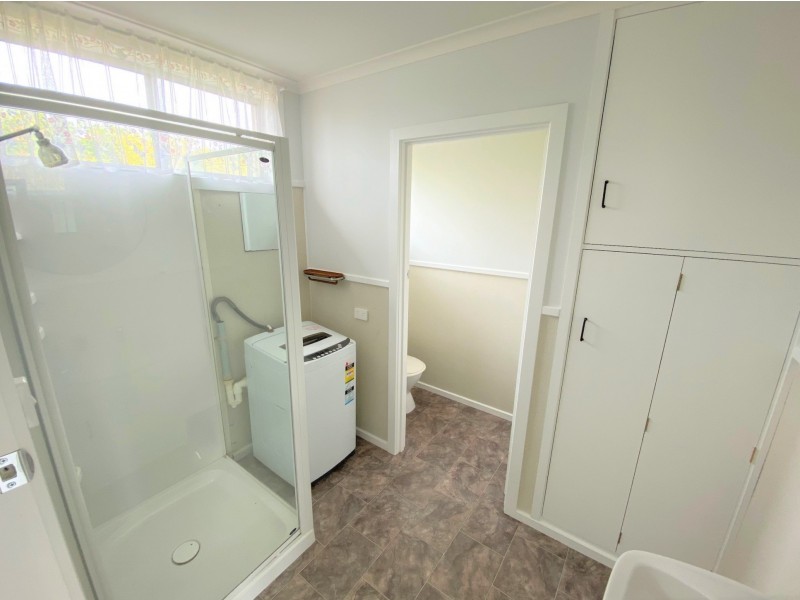 3/11 Hampson Street, Penguin TAS 7316