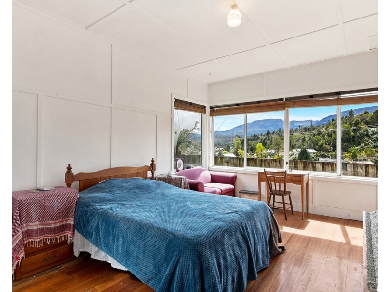 2 Du Cane Street, Queenstown TAS 7467