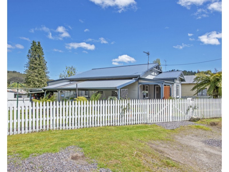 22 Lovett Street, Queenstown TAS 7467
